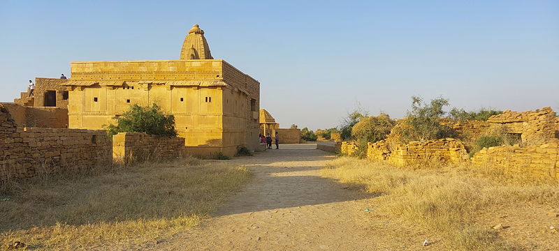 Temple and ruins at the abandoned village of Kuldhara